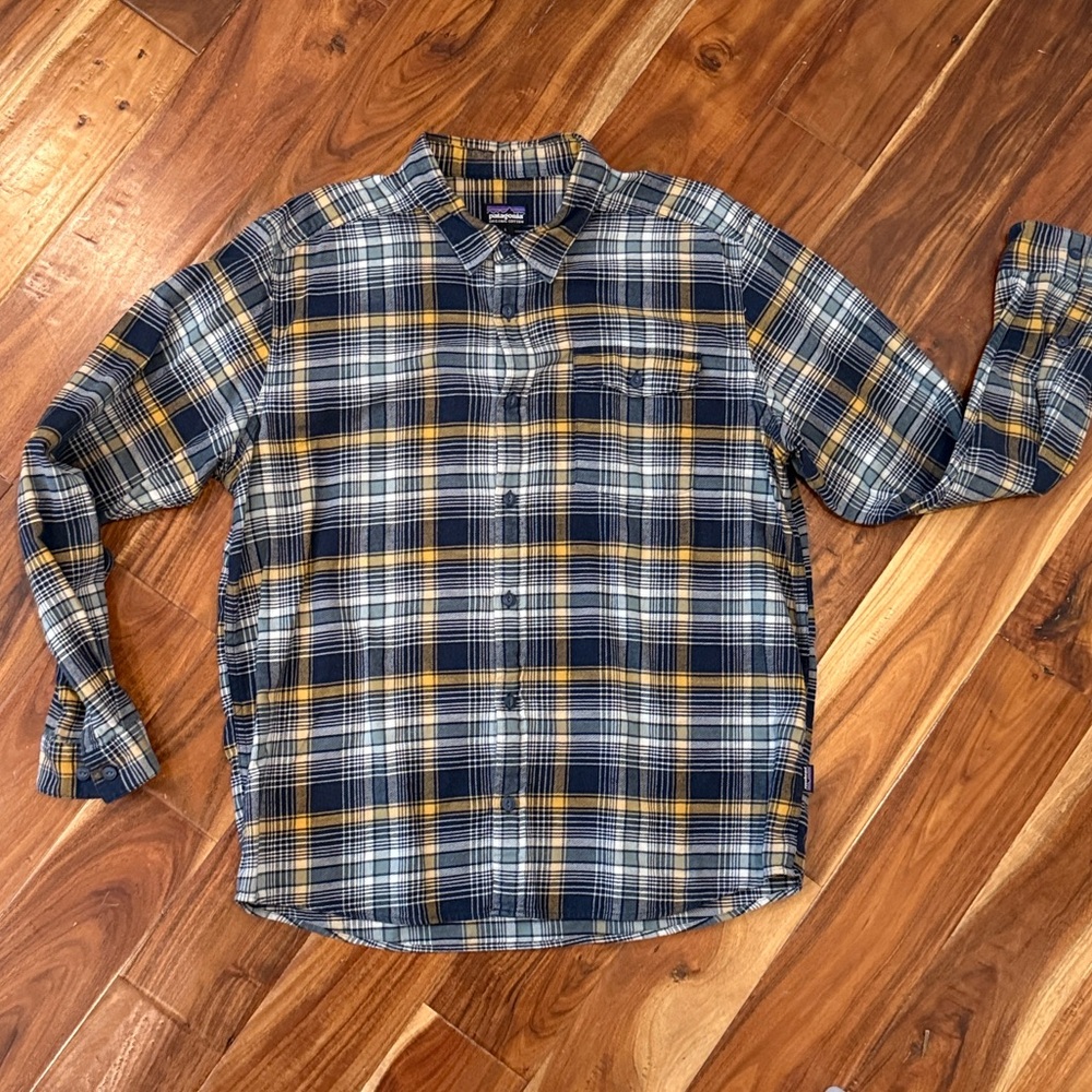 Patagonia Men's Lightweight Fjord Flannel Shirt